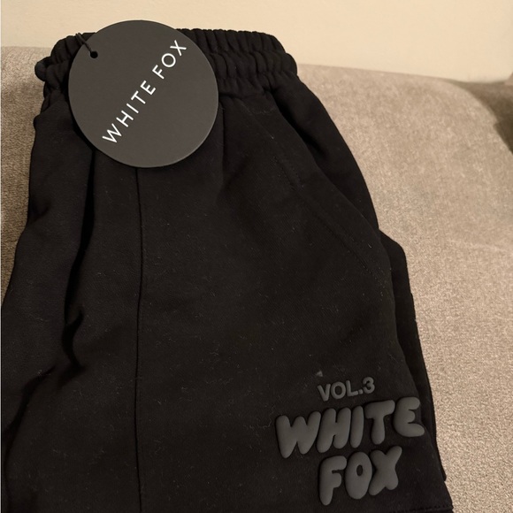 New with Tags. White fox black sweatpants size M - Picture 1 of 3